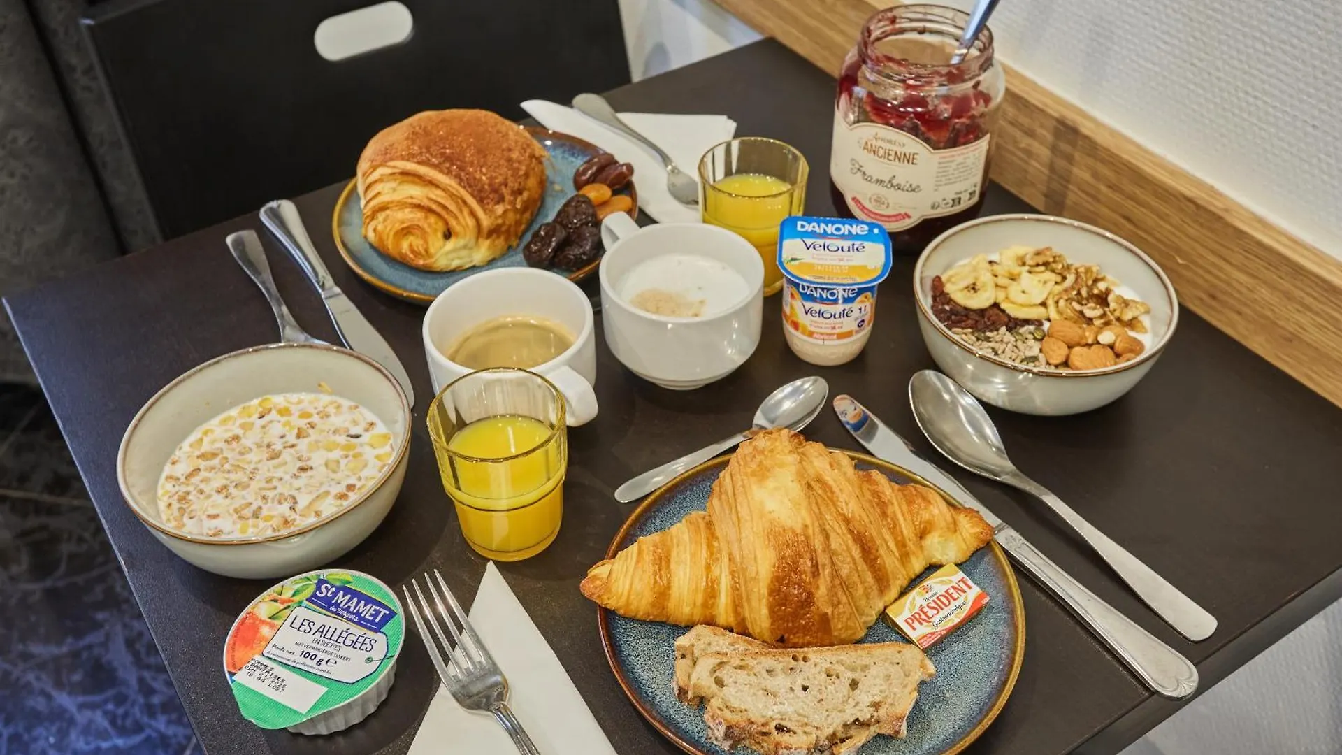 Hotell Huni Paris