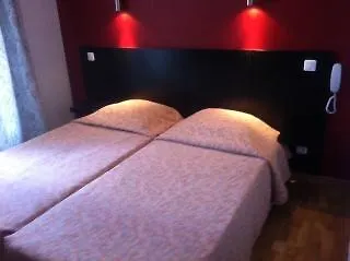 Huni París