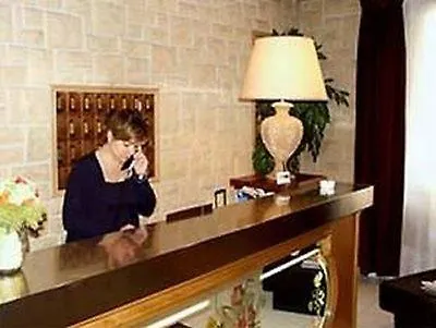 Huni Hotel 3*