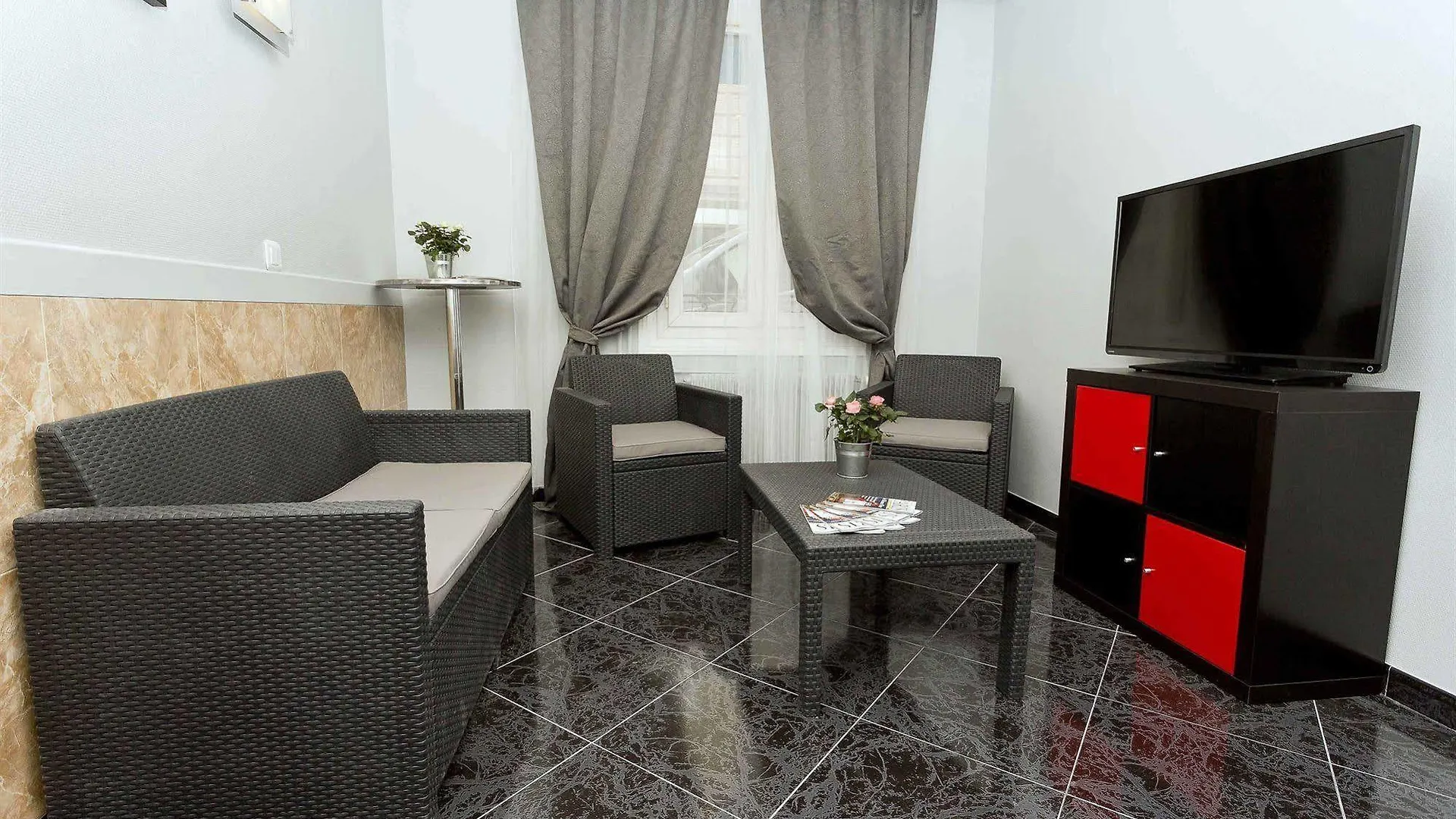 Hotel Huni 3*